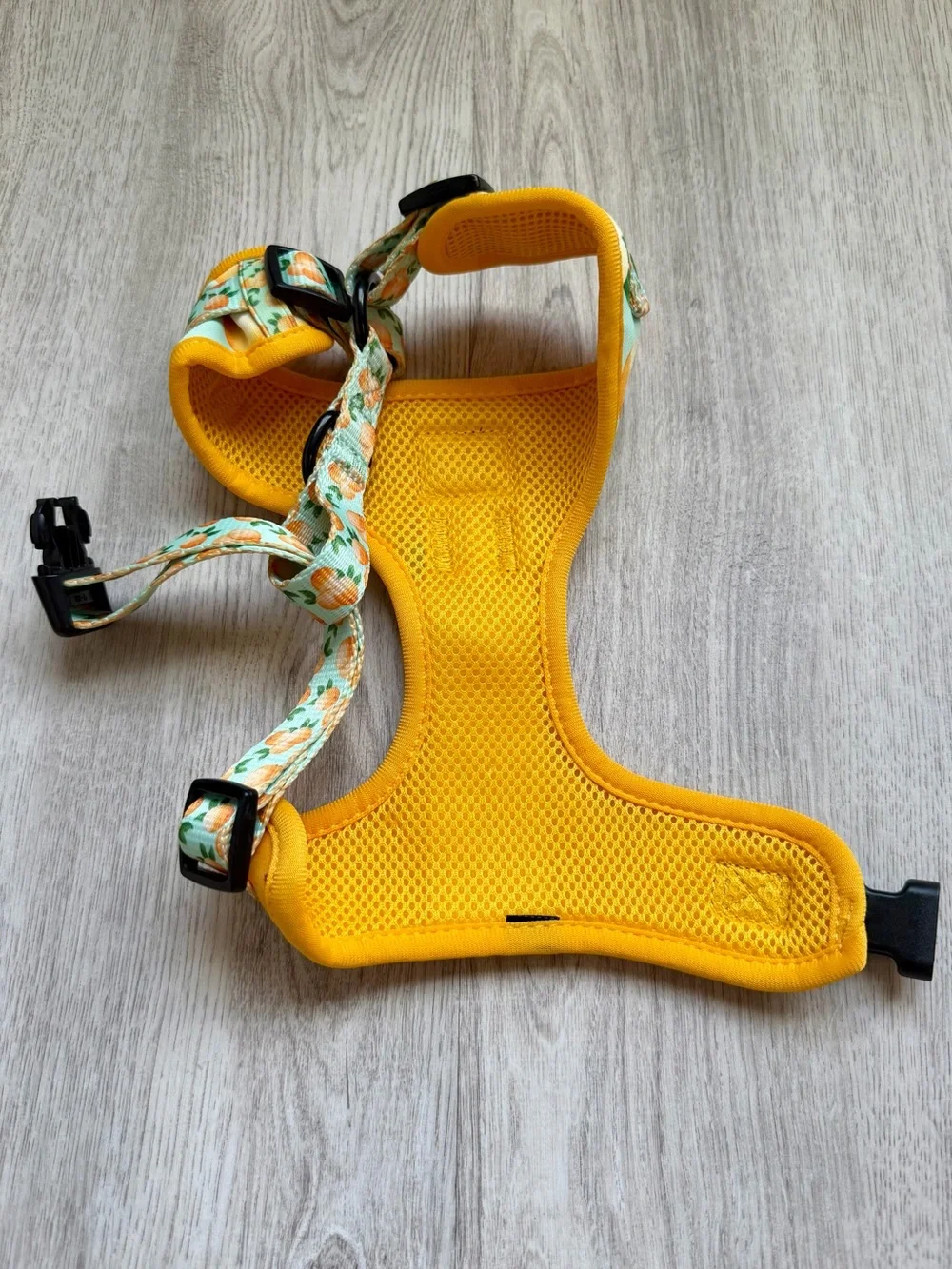 Sassy Woof - Yellow Lemon-Print Dog / Pet Harness - size Small